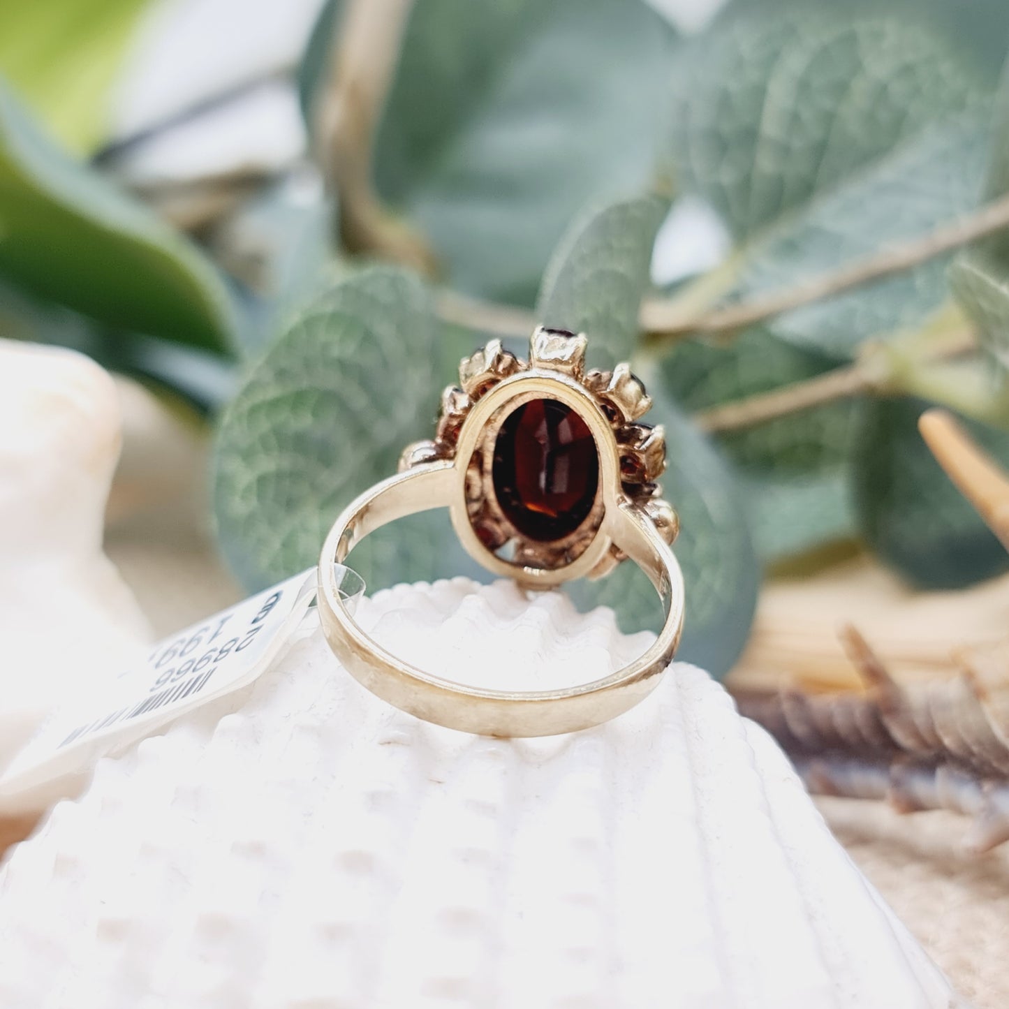 Ring Granat 333 8 KT Gold Gr. 53