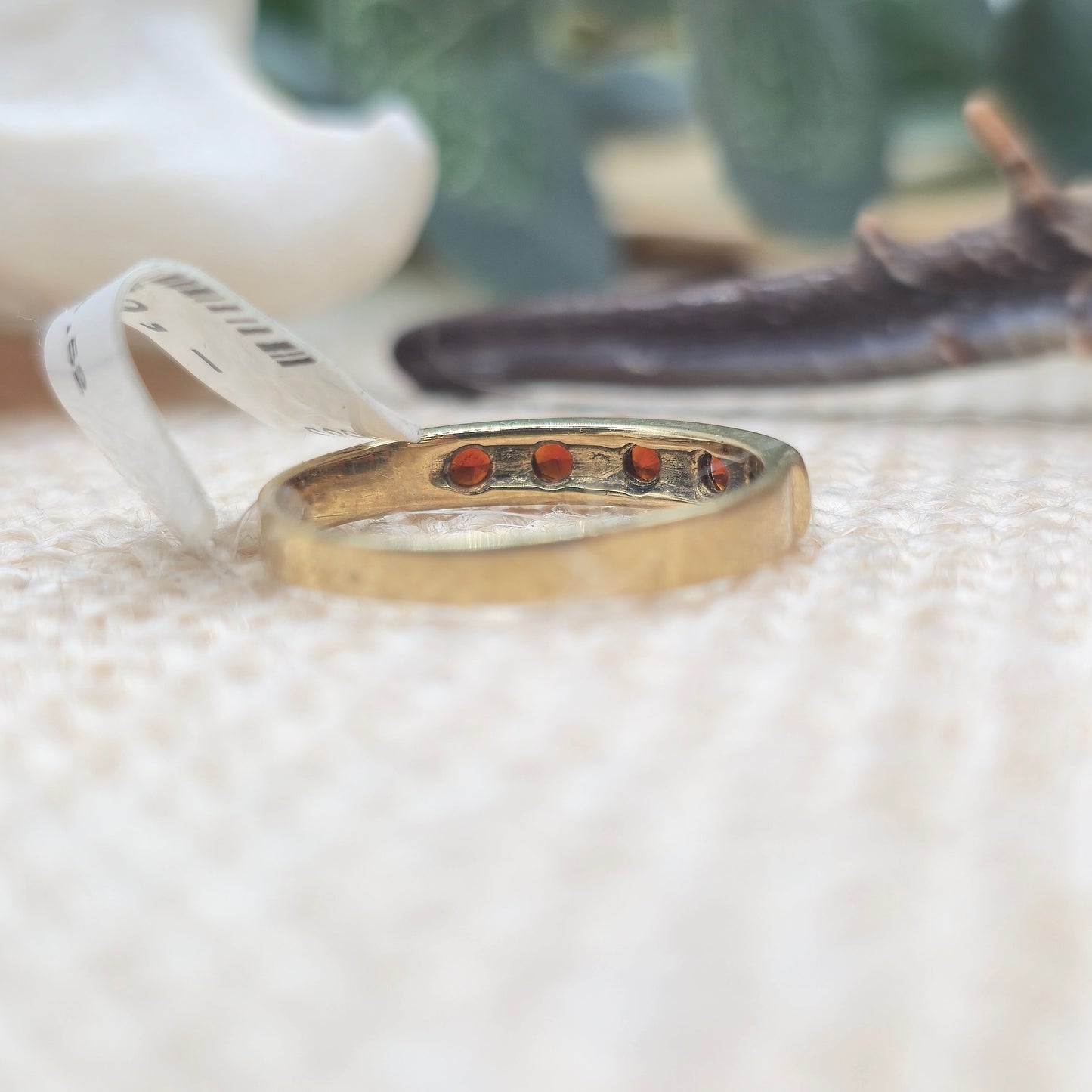 Ring Granat 333 8 KT Gold Gr. 51