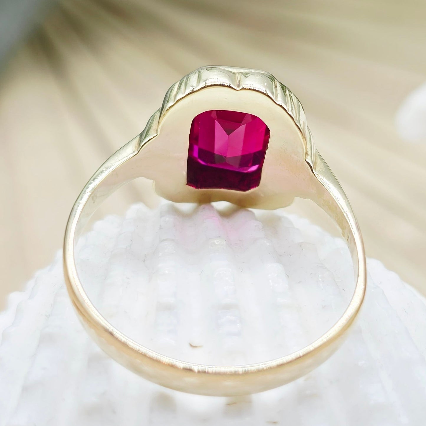 Ring 585 14 KT Gold roter Spinell Gr. 59 (18,8mm)