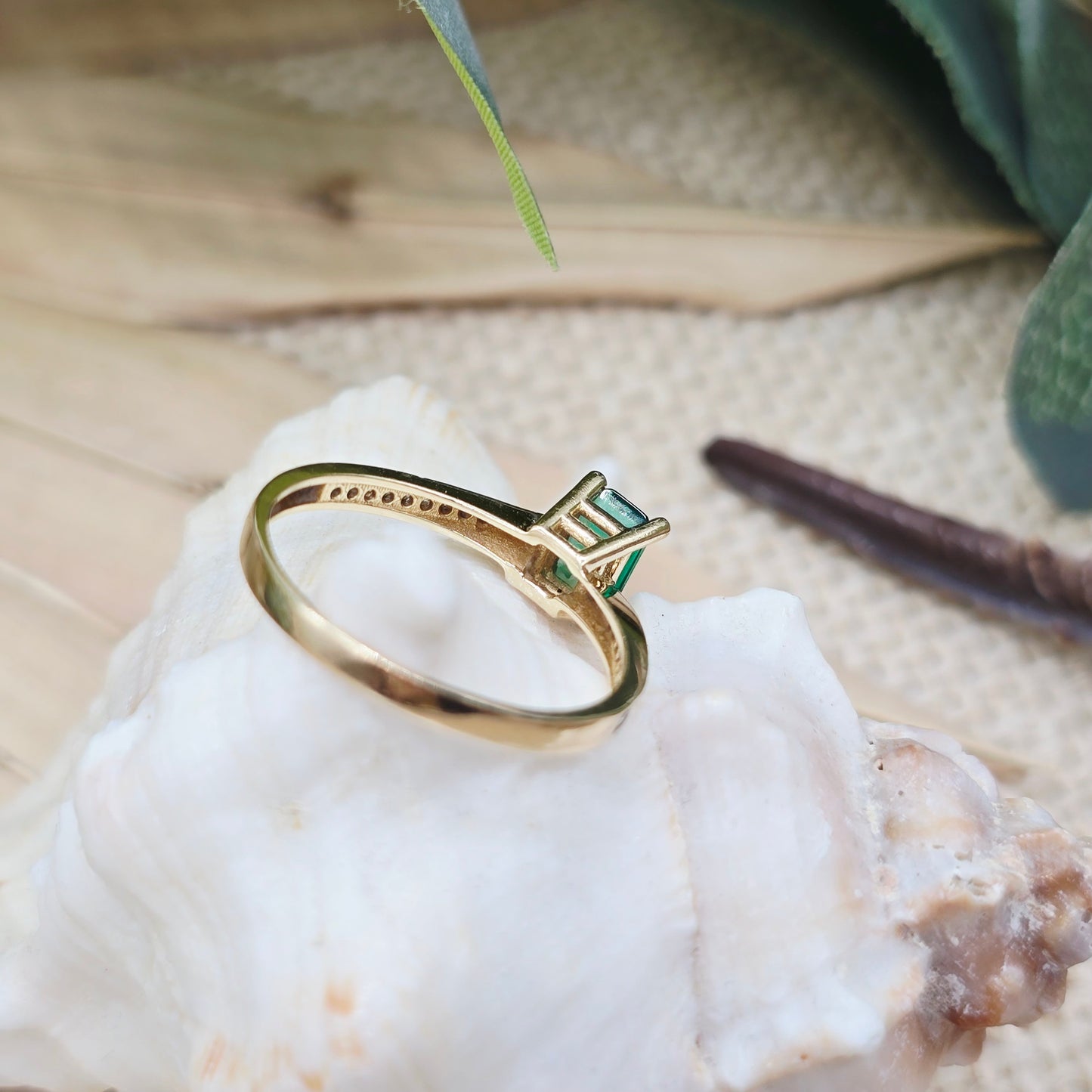 Ring Gold 585 14kt Zirkonia Grün und Weiß Gr: 56