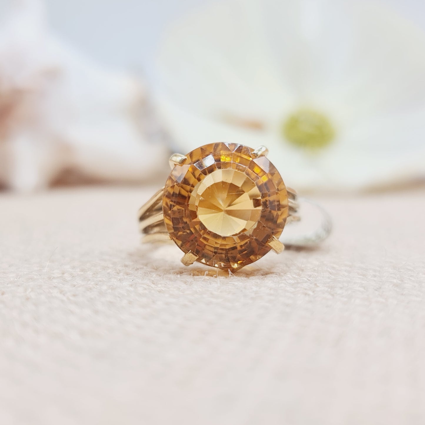 Ring Citrin 750 18 KT Gold Gr. 61