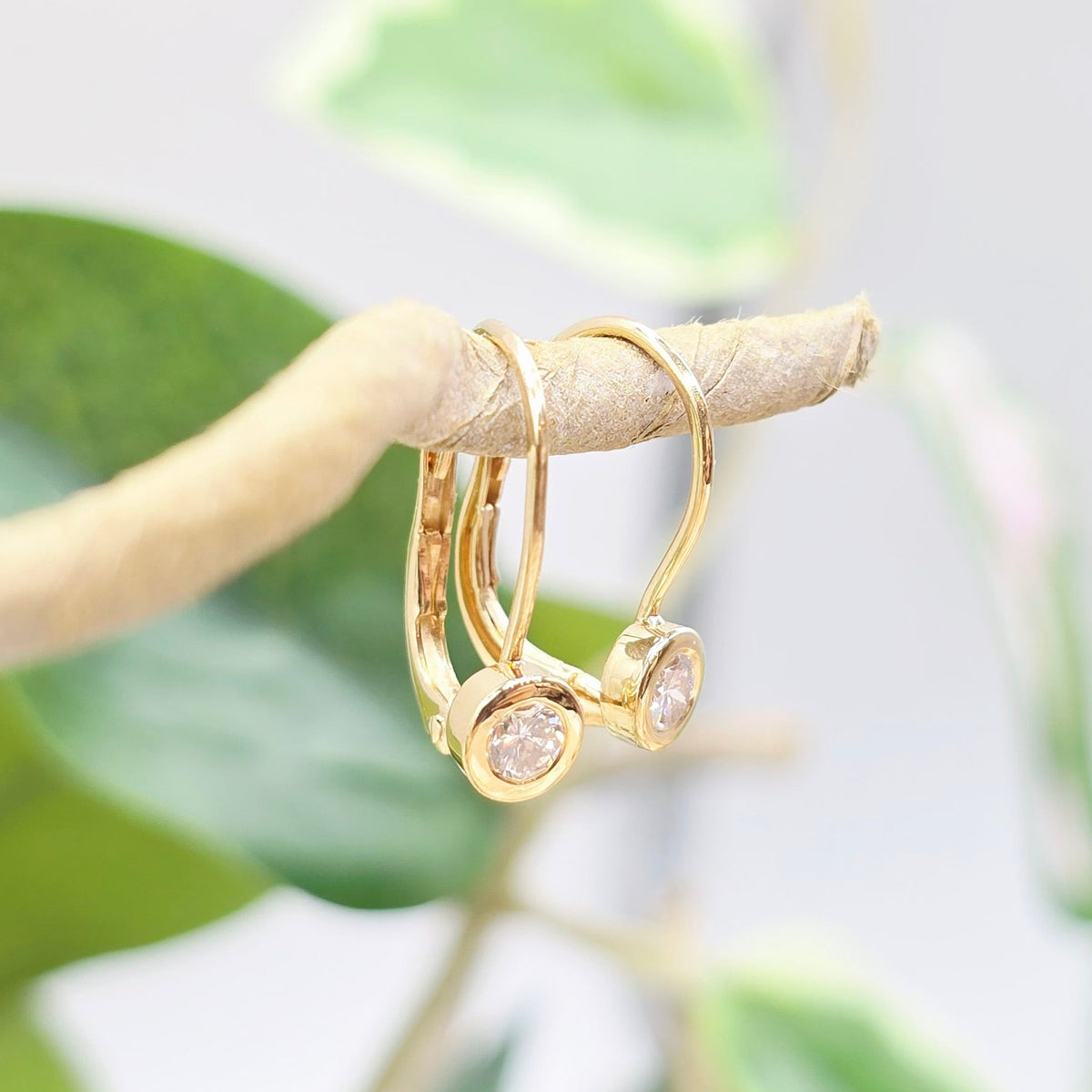 Ohrringe Gelbgold 750 18 kt Brillanten 15*4,4mm