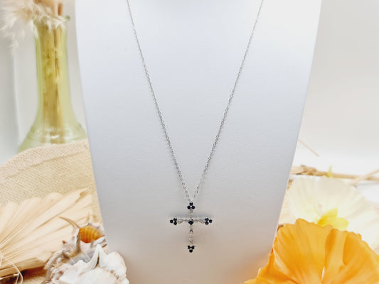 Collier Kreuz Safir Brillanten 45,5cm 585 14 KT Weißgold