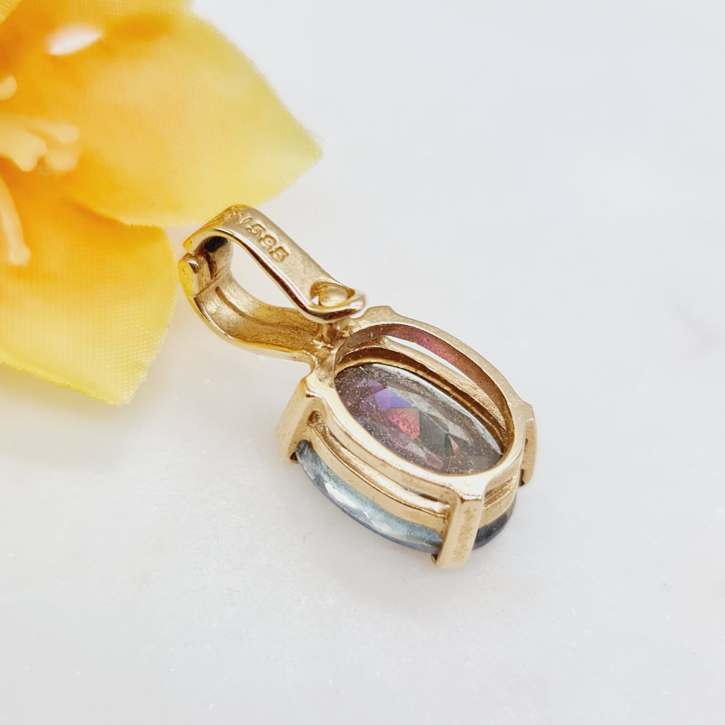 Anhänger Mystery Topas 585 14 KT Gold