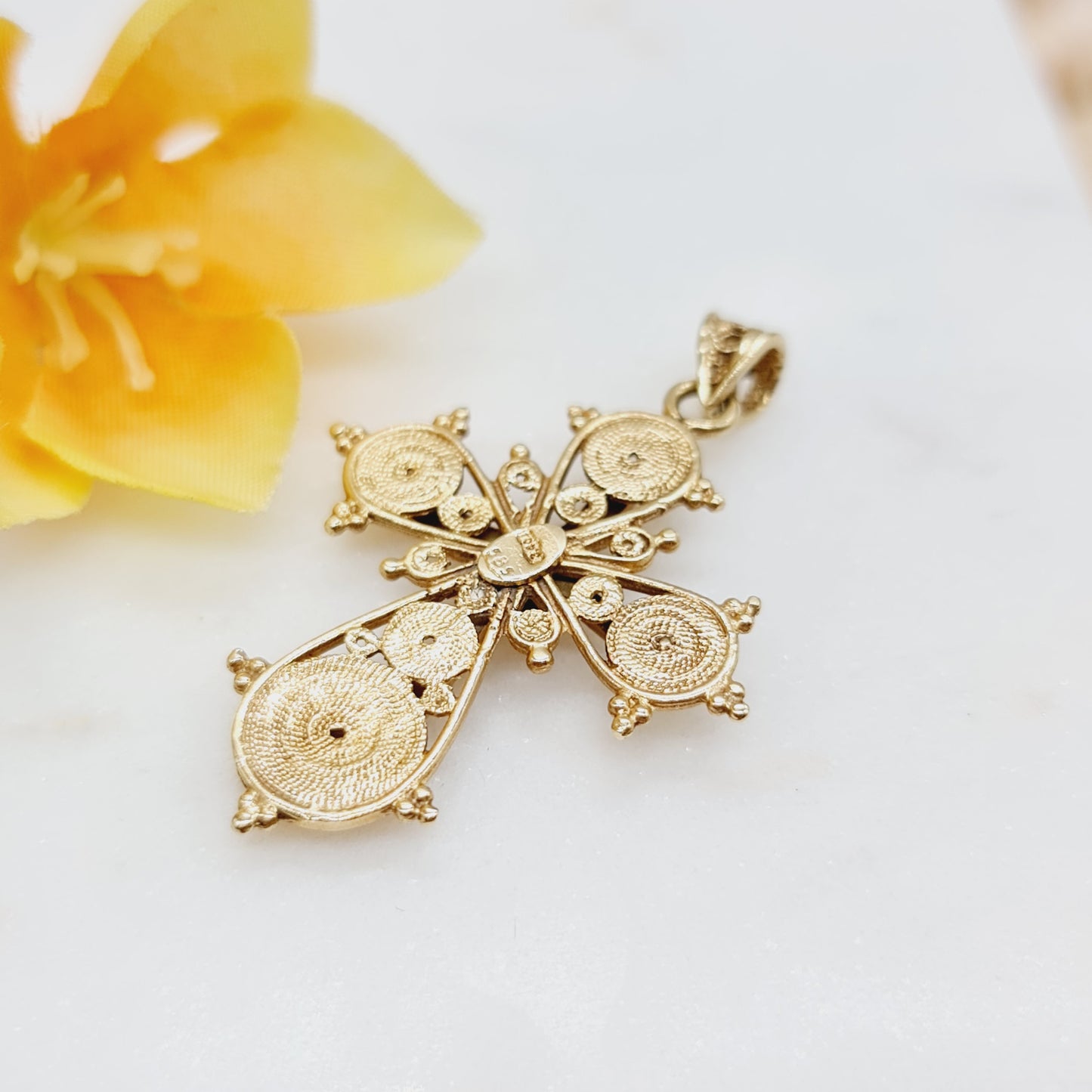 Antiker Anhänger Emaille Granat 585 14 KT Gold