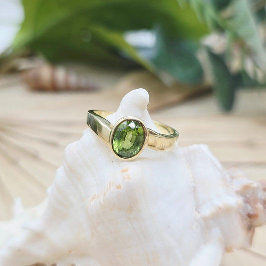Gold Ring Peridot 585 14KT Gold Gr: 58 (18,4mm) 4,44g