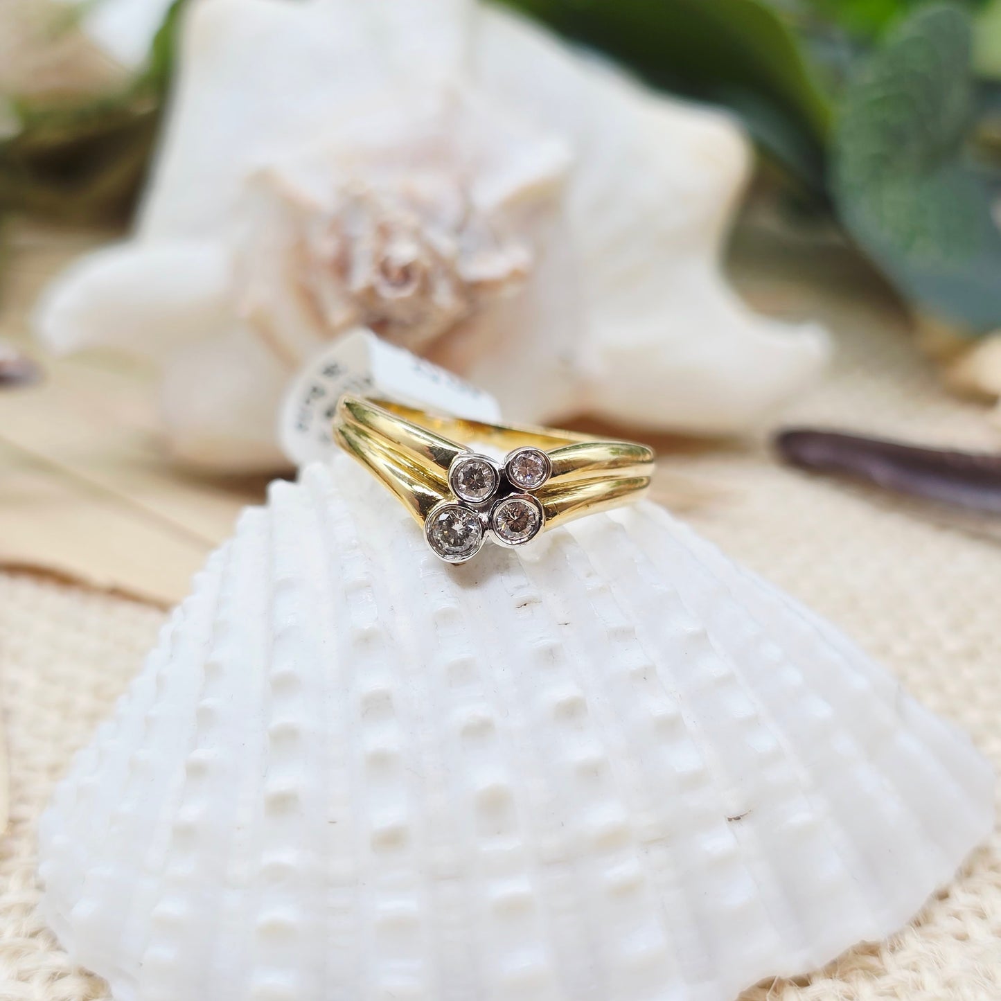 Ring Gold BC 750 18kt 4 Brillanten Gr: 56