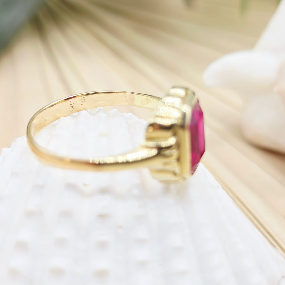 Ring 585 14 KT Gold roter Spinell Gr. 59 (18,8mm)