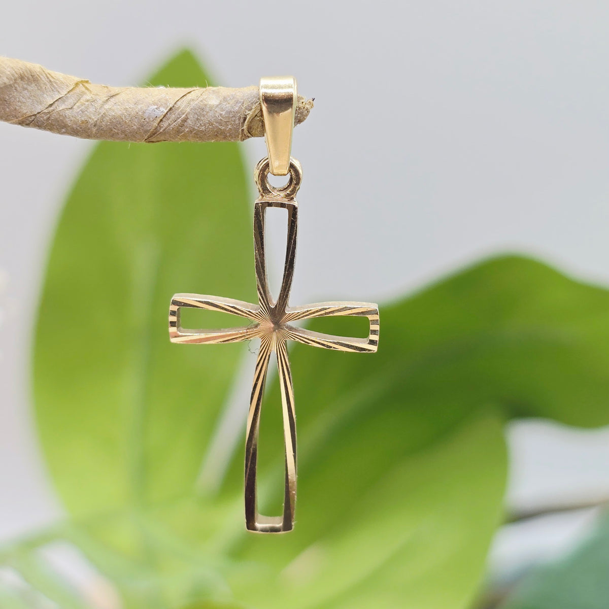 Anhänger Kreuz 585 14 KT Gold 33*15mm