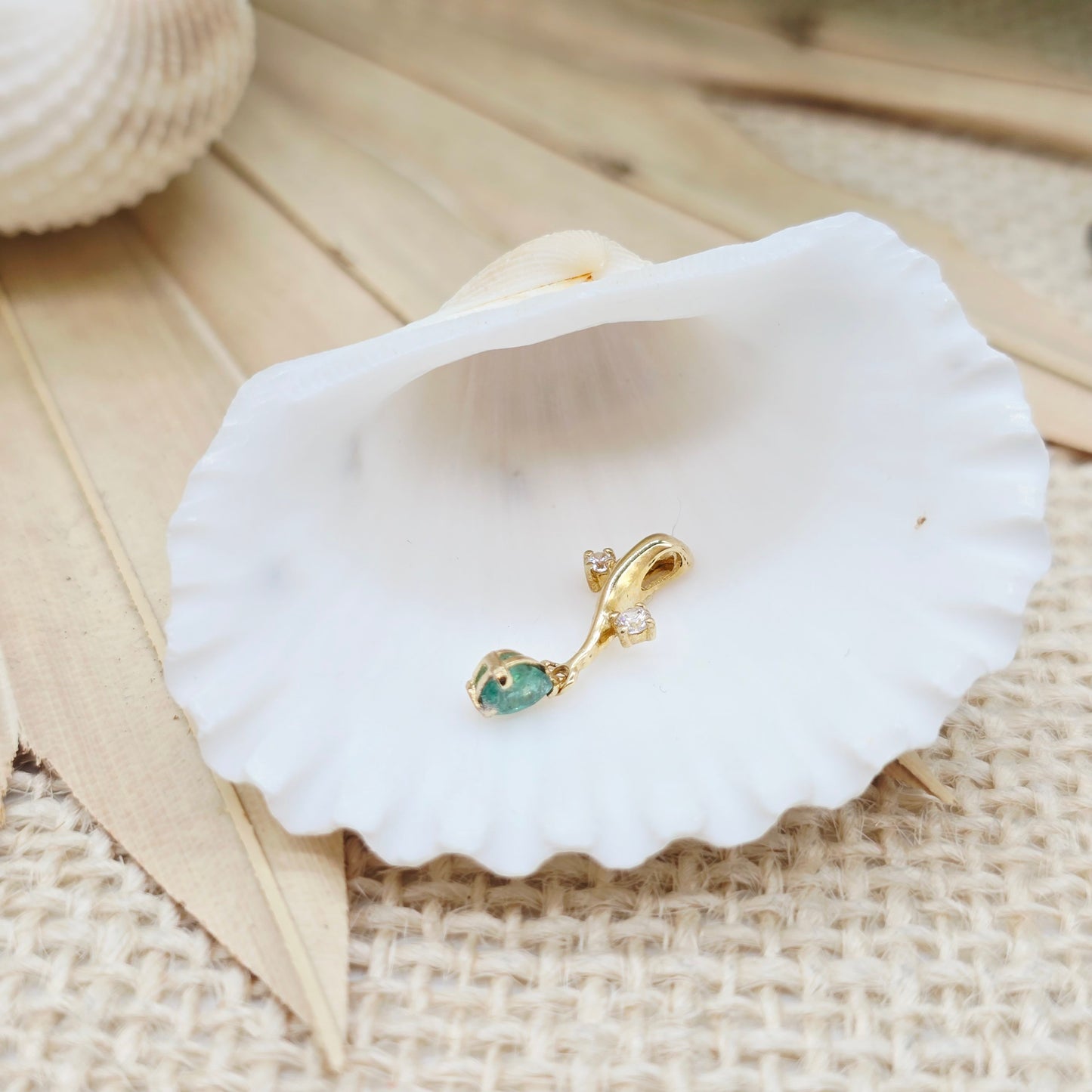 Anhänger Gold 375 9kt Smaragd Zirkonia Gr: 18*7mm