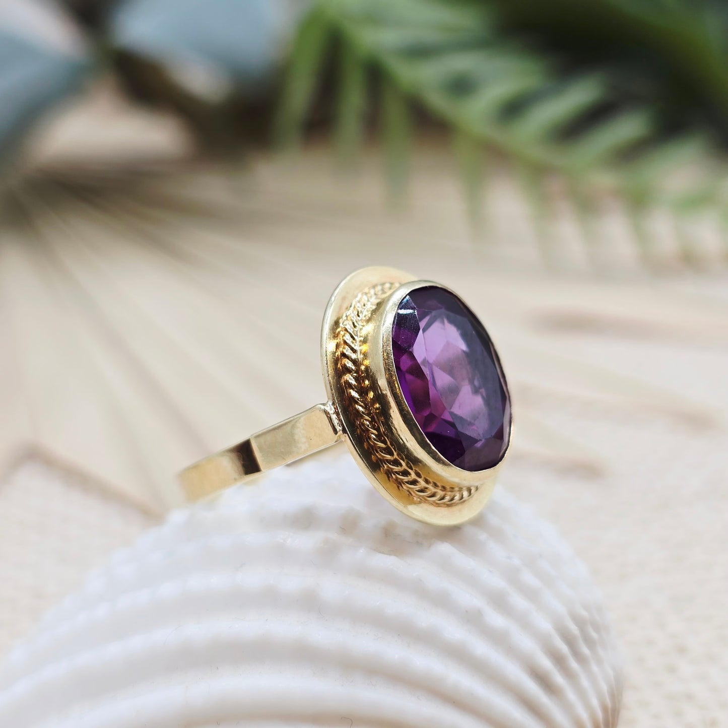 Ring Amethyst 585 14 KT Gold Gr. 56