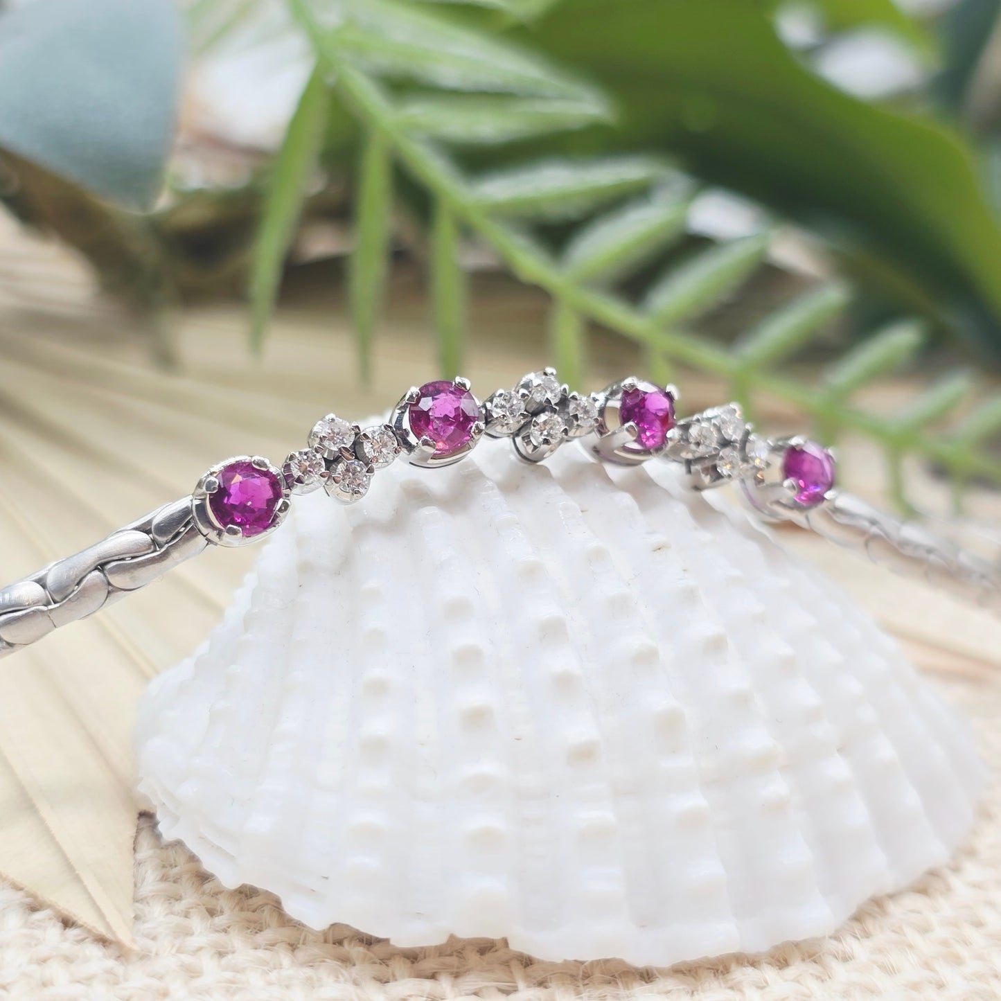 Armband Weißgold 585 14kt 43cm Rubine und Brillanten