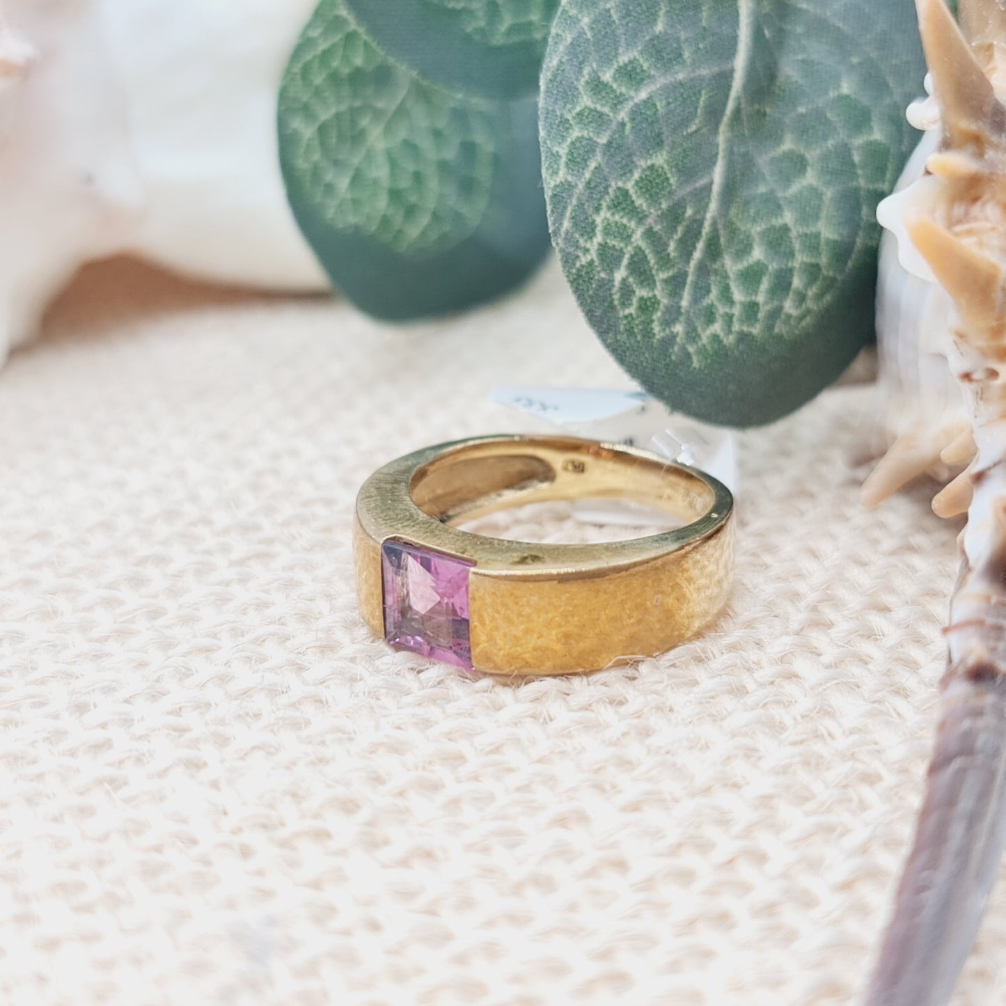 Ring rosa-lila Turmalin 333 8KT Gold Gr. 54