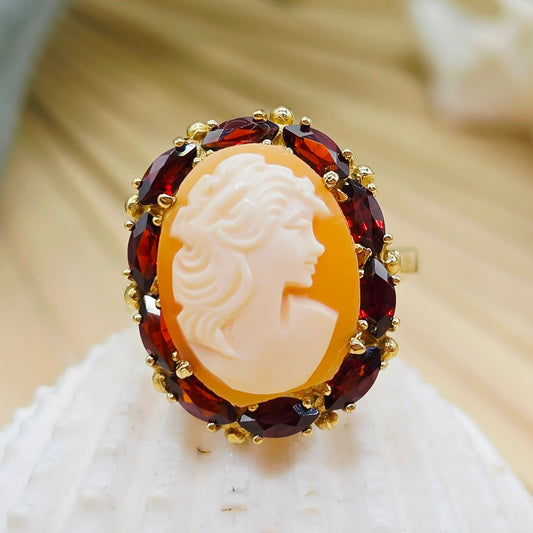 Vintage Ring Gemme Granat 375 9 KT Gold