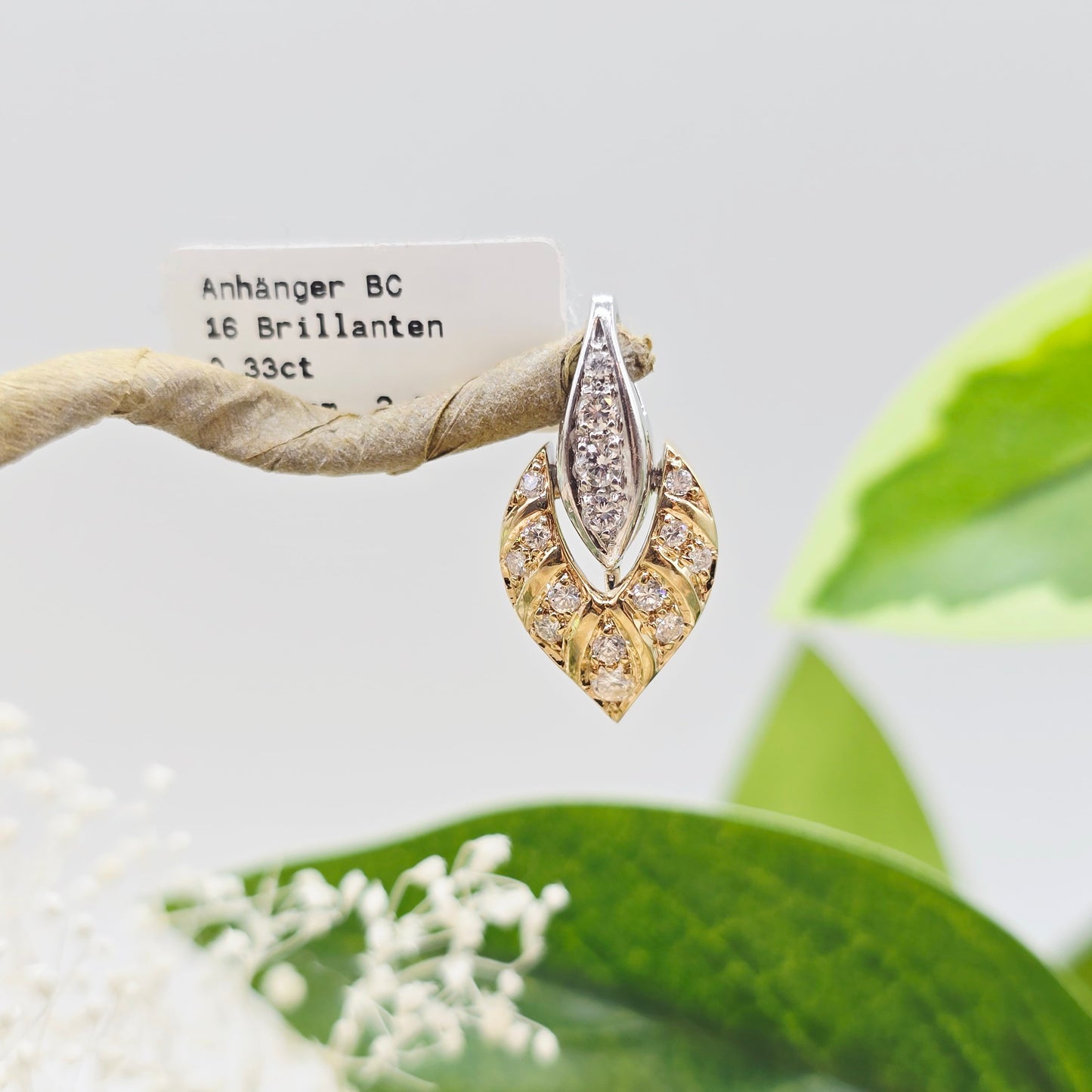 Anhänger Gold BC 585 14kt 16 Brillanten 0,33ct Gr: 22*11mm