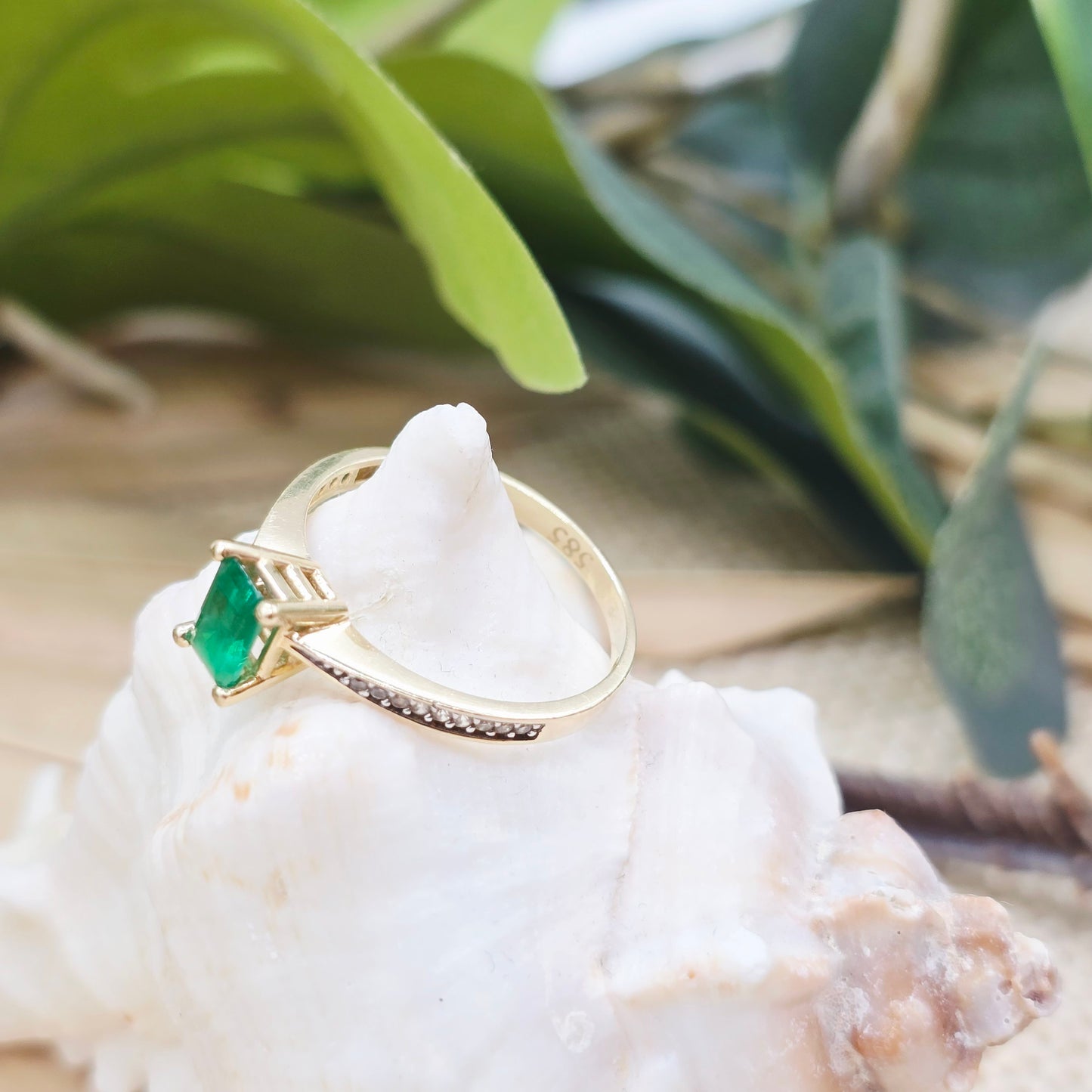 Ring Gold 585 14kt Zirkonia Grün und Weiß Gr: 56