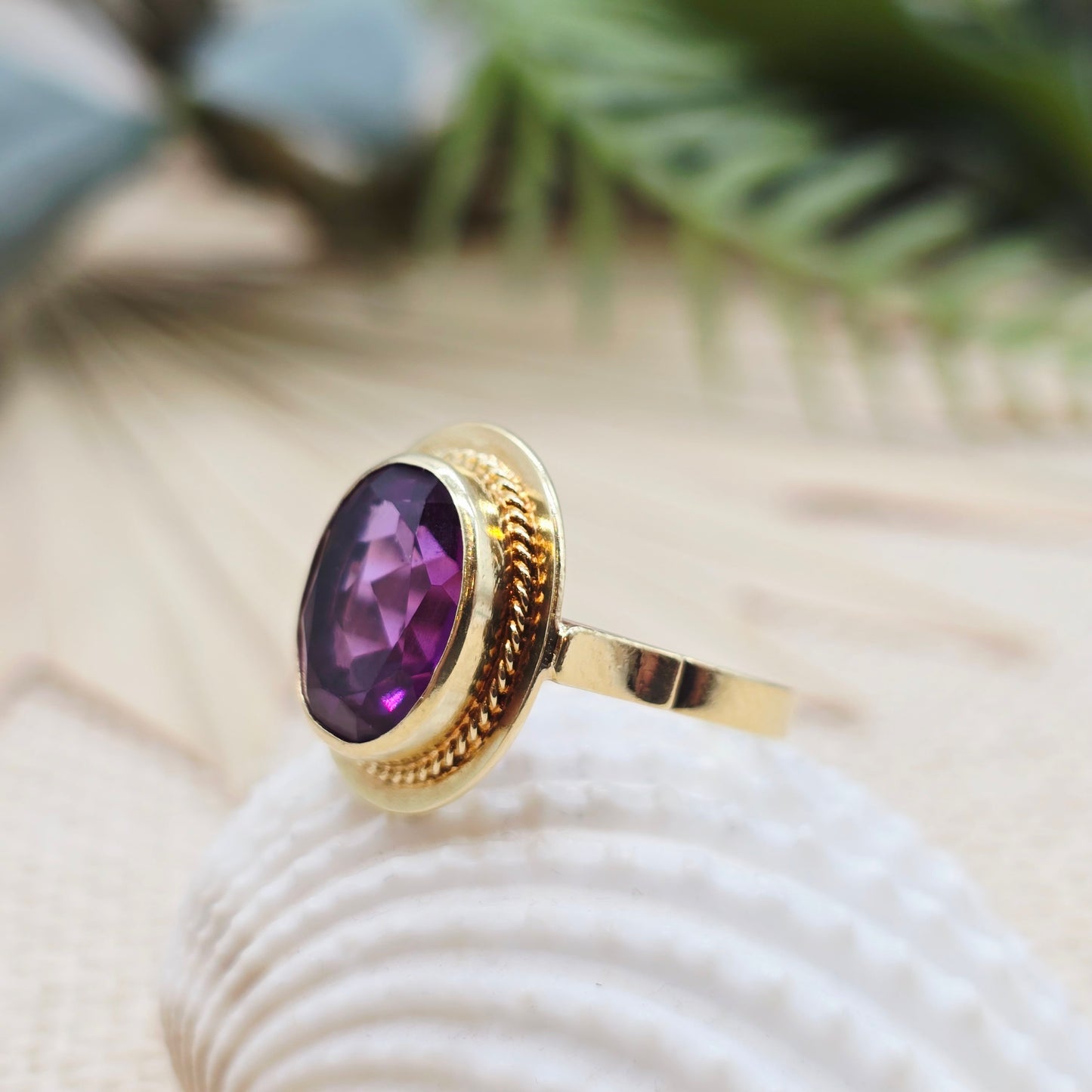 Ring Amethyst 585 14 KT Gold Gr. 56