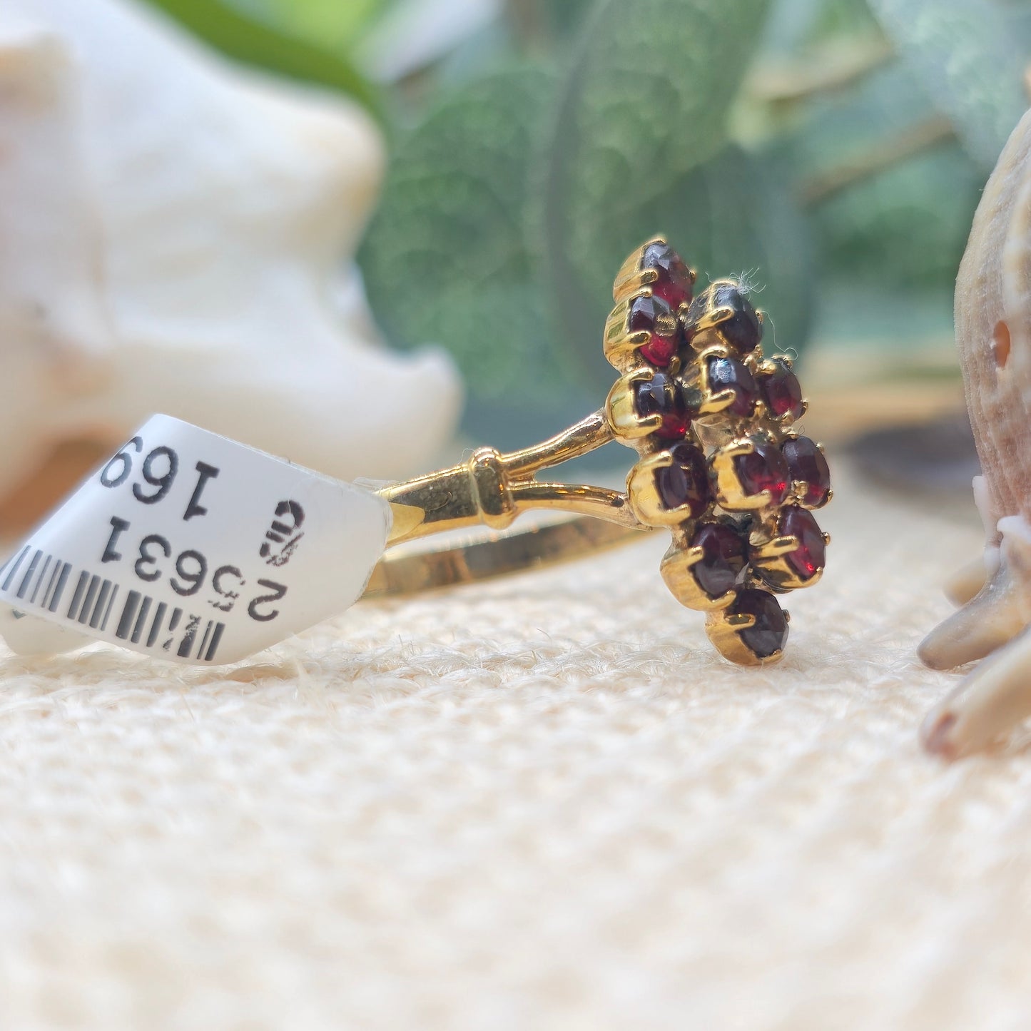 Ring Granat 333 8 KT Gold Gr. 60