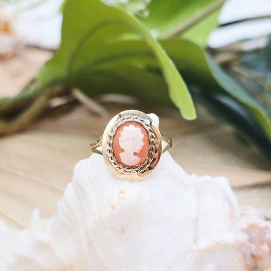 Ring Gold 375 9 KT Gemme Gr: 56