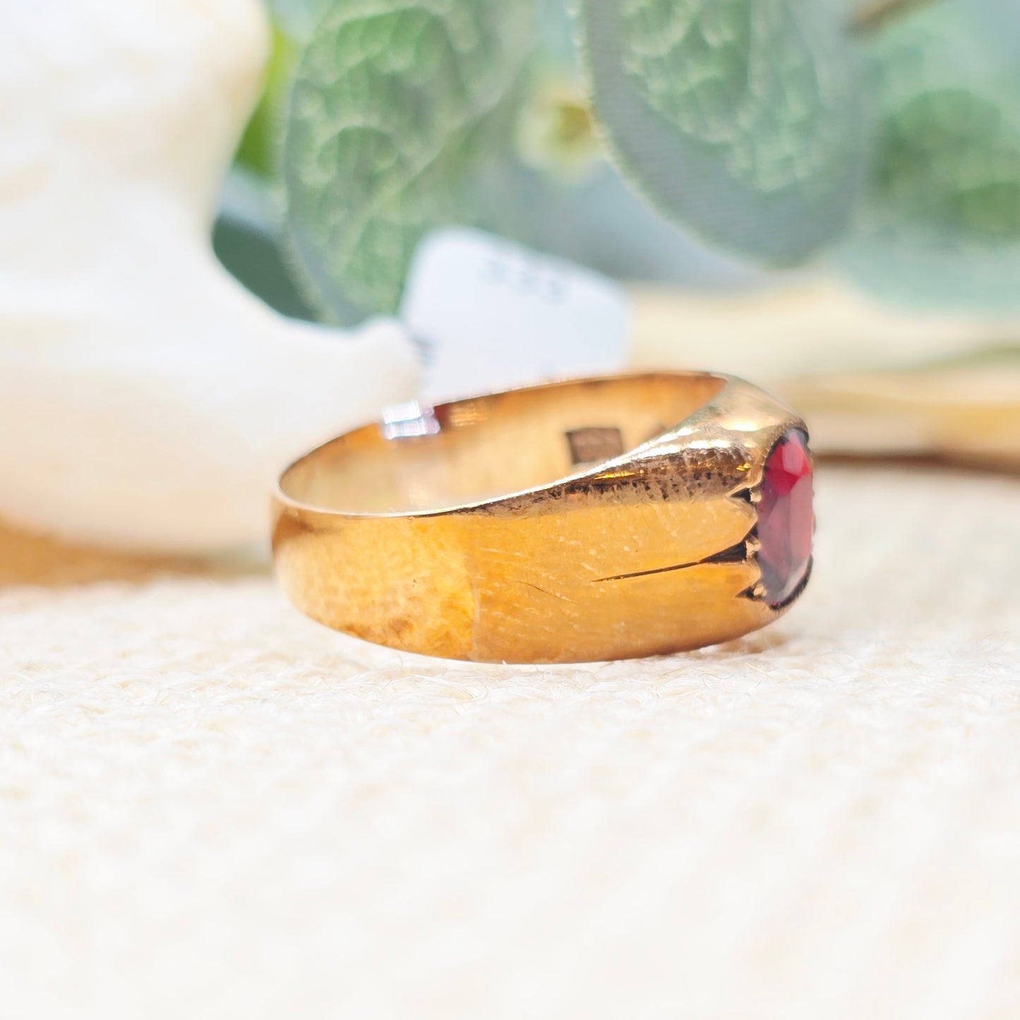 Ring Granat 333 8 KT Gold Gr. 56