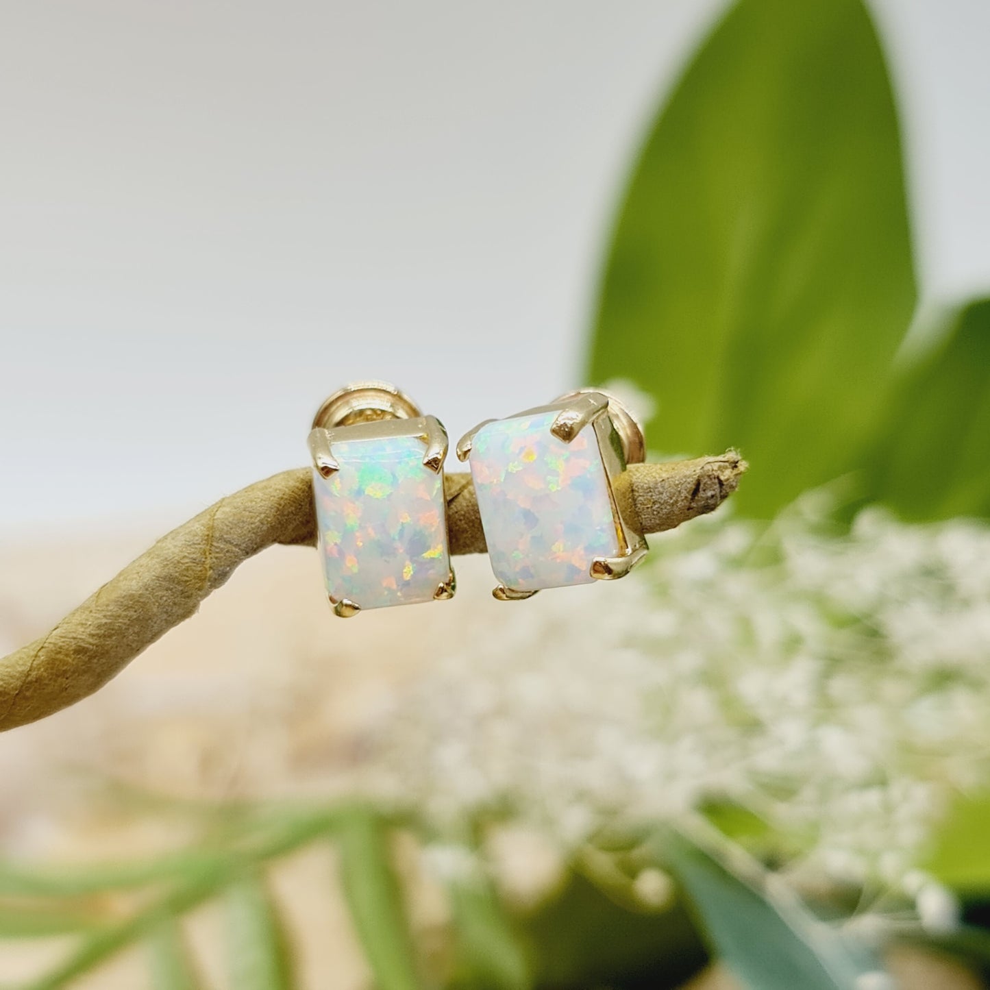 Ohrringe 585 14 KT Gold Synth. Opal