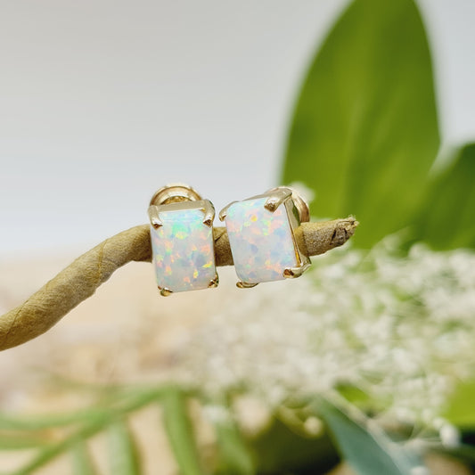 Ohrringe 585 14 KT Gold Synth. Opal
