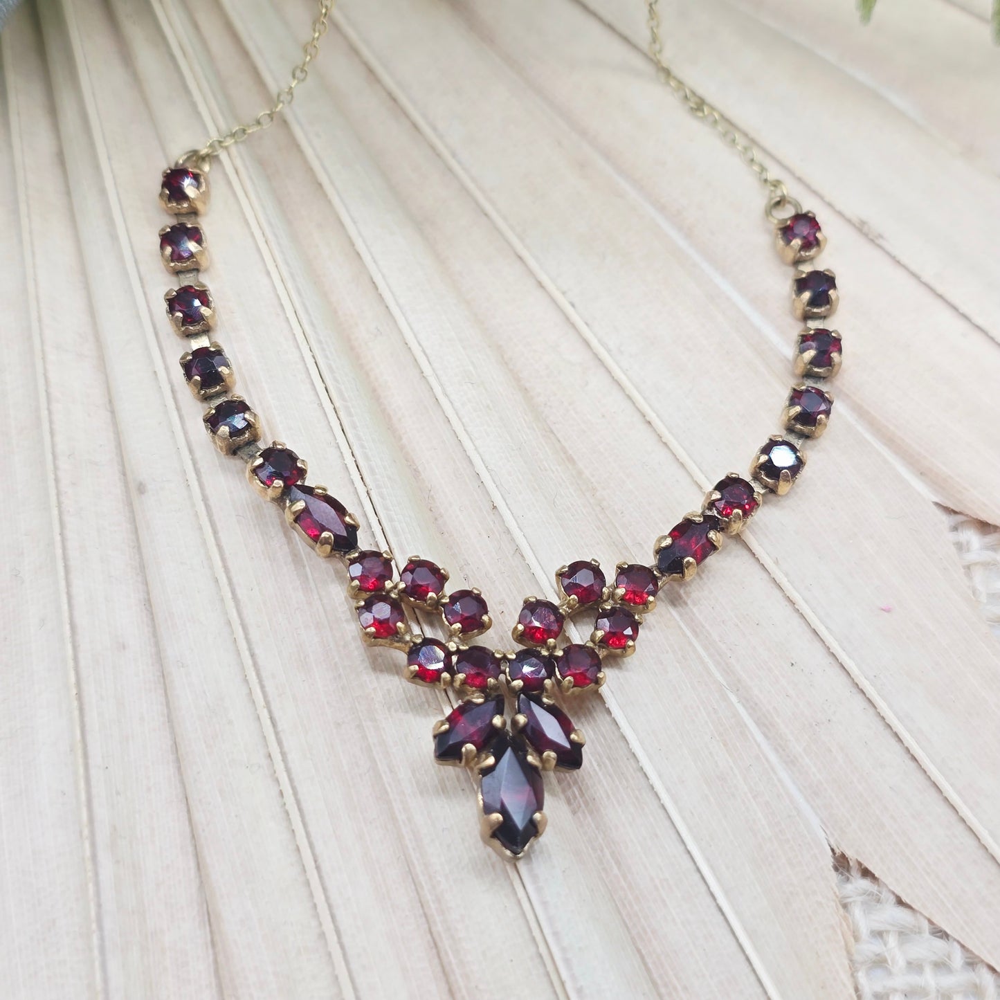 Collier Gold 333 8kt Granate 45cm