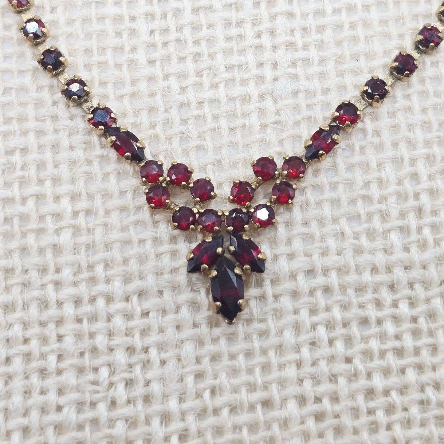 Collier Gold 333 8kt Granate 45cm