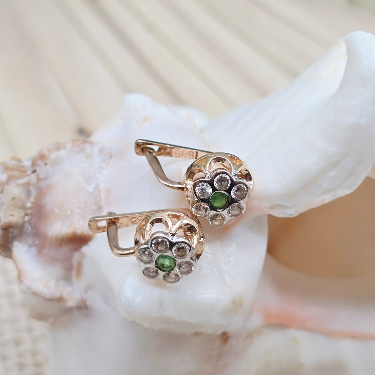Ohrringe Weiß und Rotgold 585 14kt Zirkonia weiß und grün 13*7mm