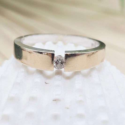 Ring Gold Weiß 585 14kt 1 Brillant 0,08ct W IF Gr: 56